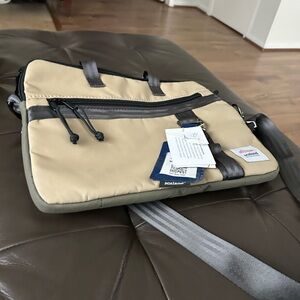 NaNa Beige and Gray Laptop Bag